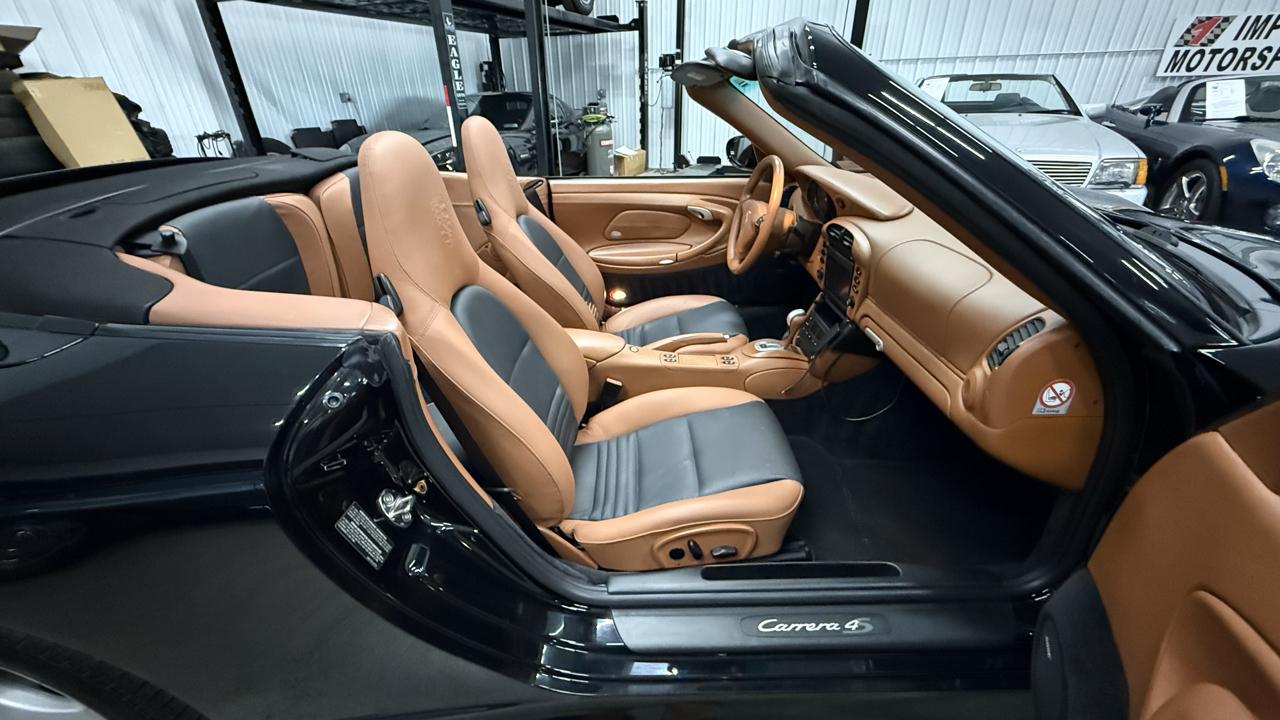 Porsche 911 2dr Cabriolet Carrera 4S 2004