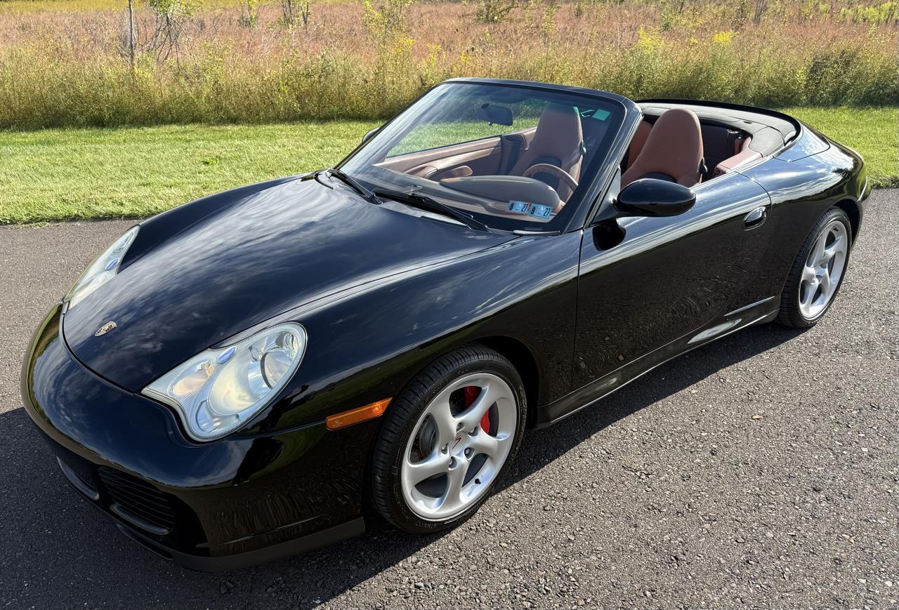 Porsche 911 2dr Cabriolet Carrera 4S 2004