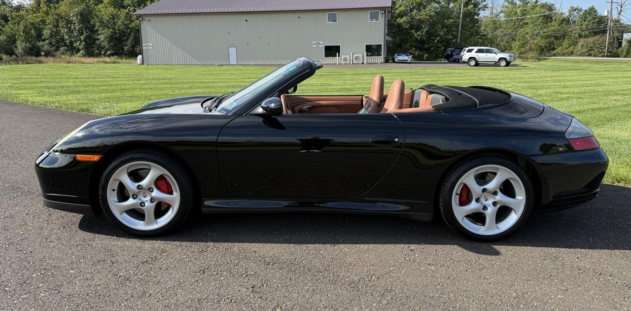 Porsche 911 2dr Cabriolet Carrera 4S 2004