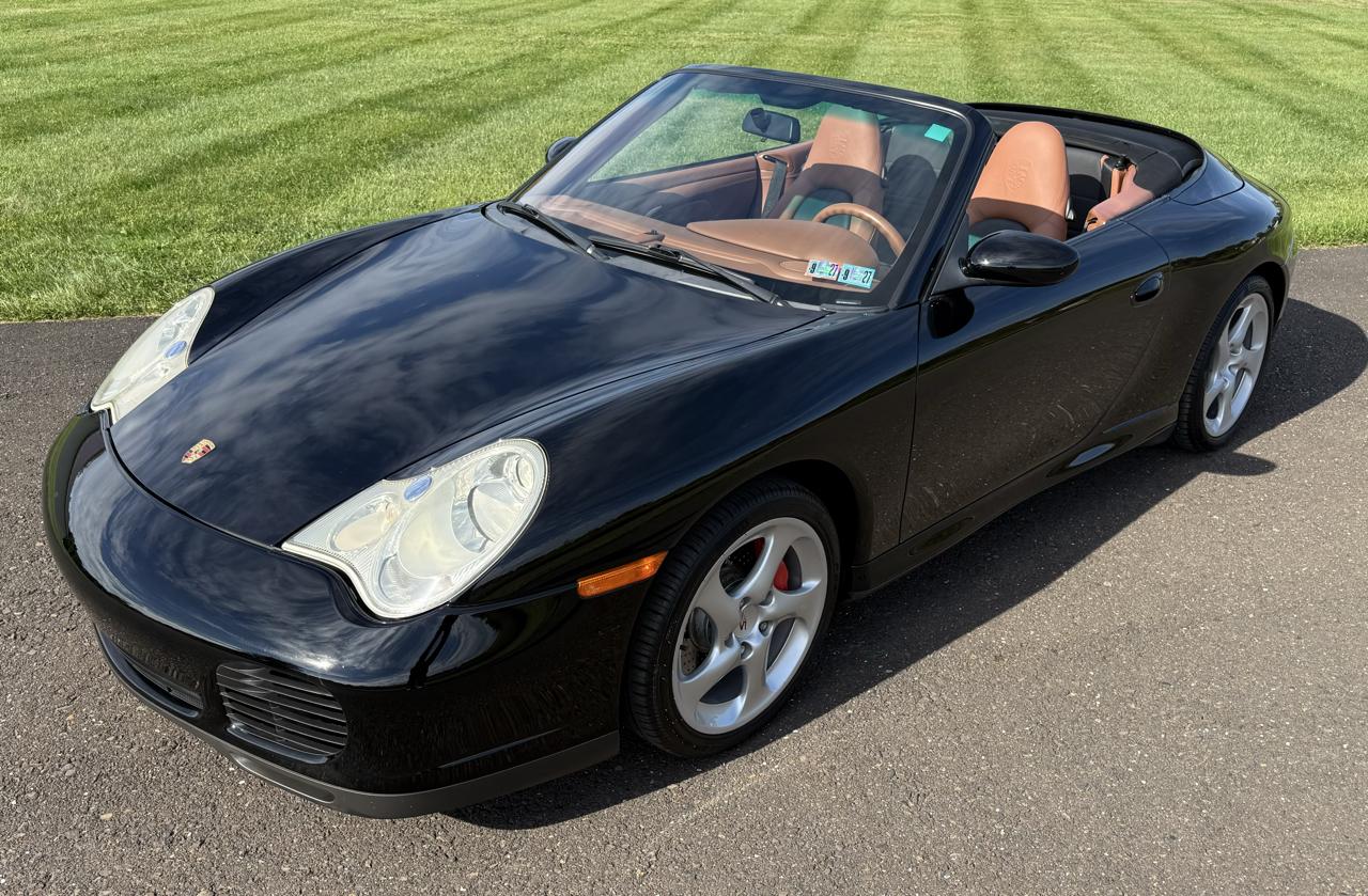 Porsche 911 2dr Cabriolet Carrera 4S 2004
