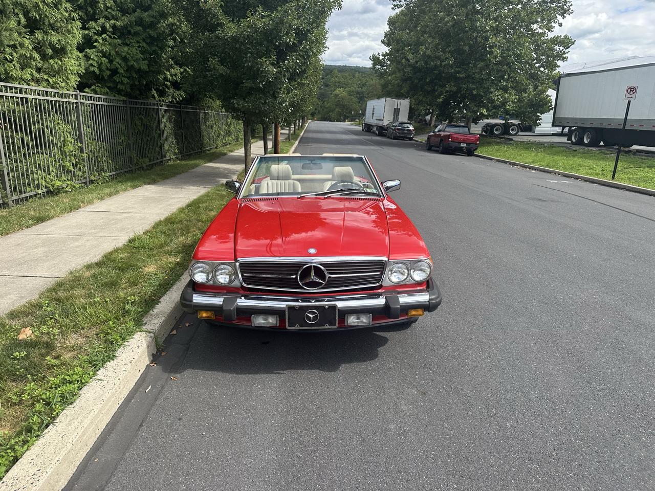 Mercedes-Benz 560 Series 2dr Roadster 560SL 1988