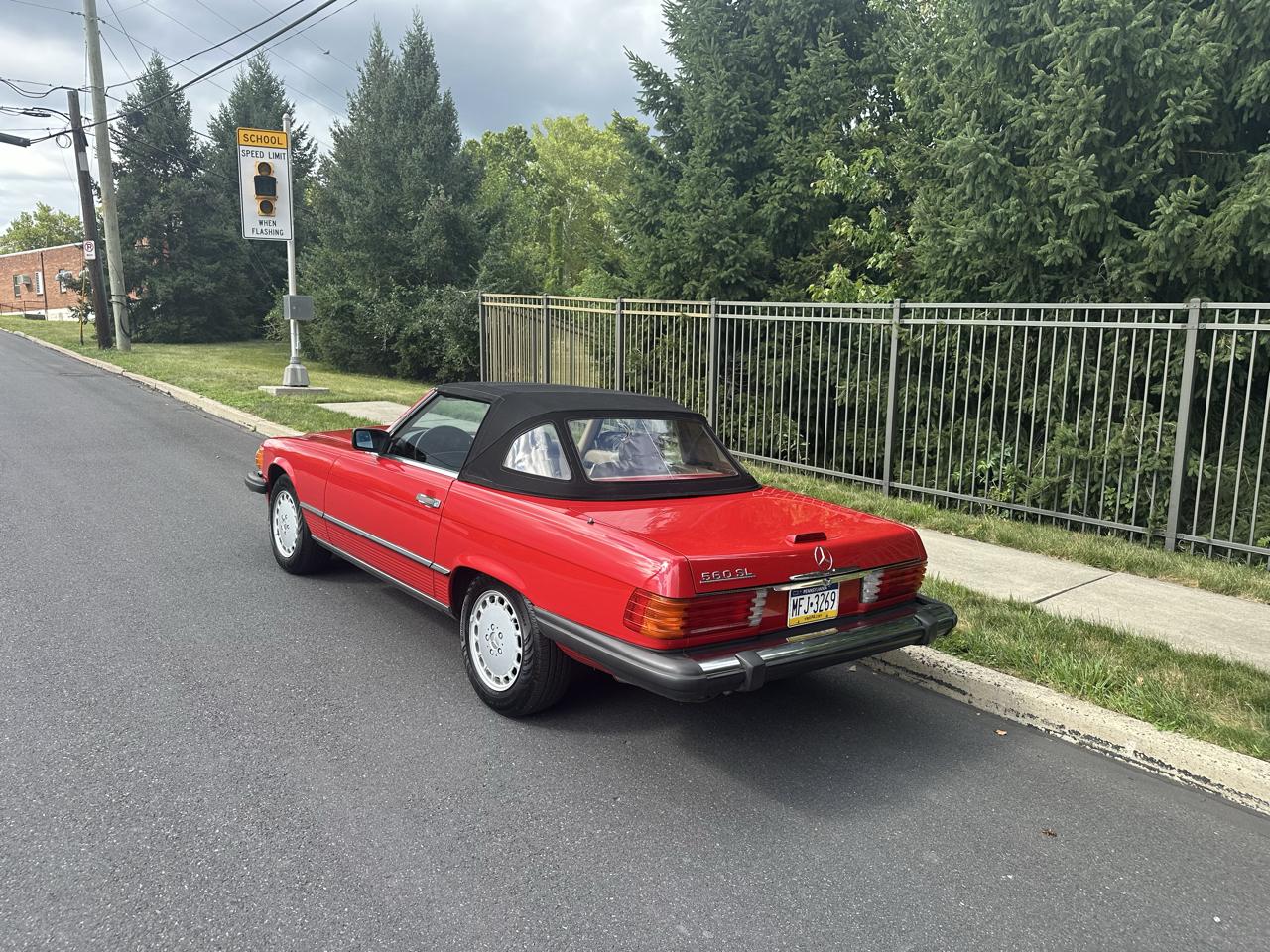 Mercedes-Benz 560 Series 2dr Roadster 560SL 1988