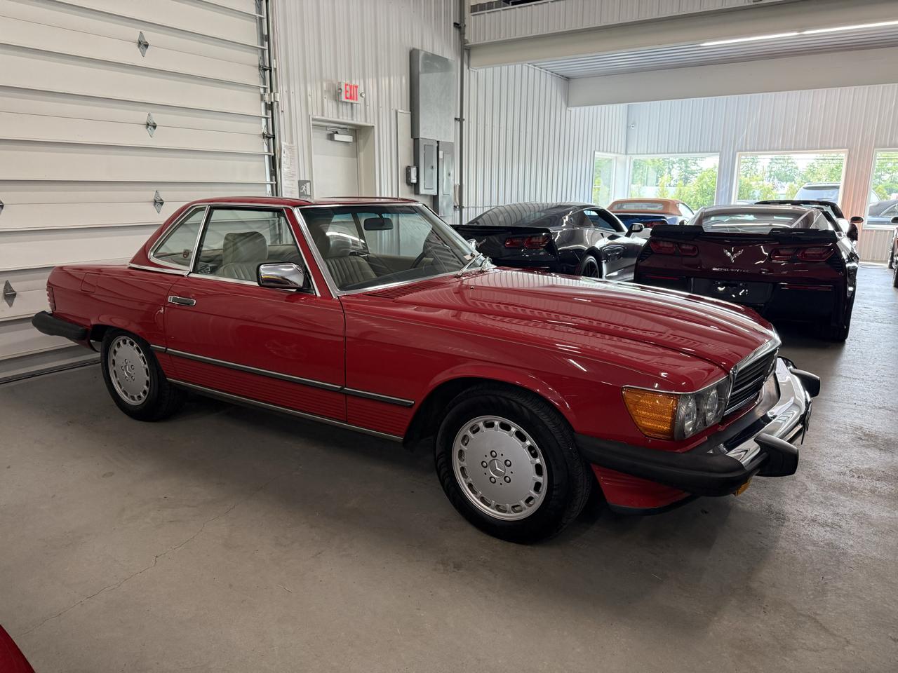 Mercedes-Benz 560 Series 2dr Roadster 560SL 1988