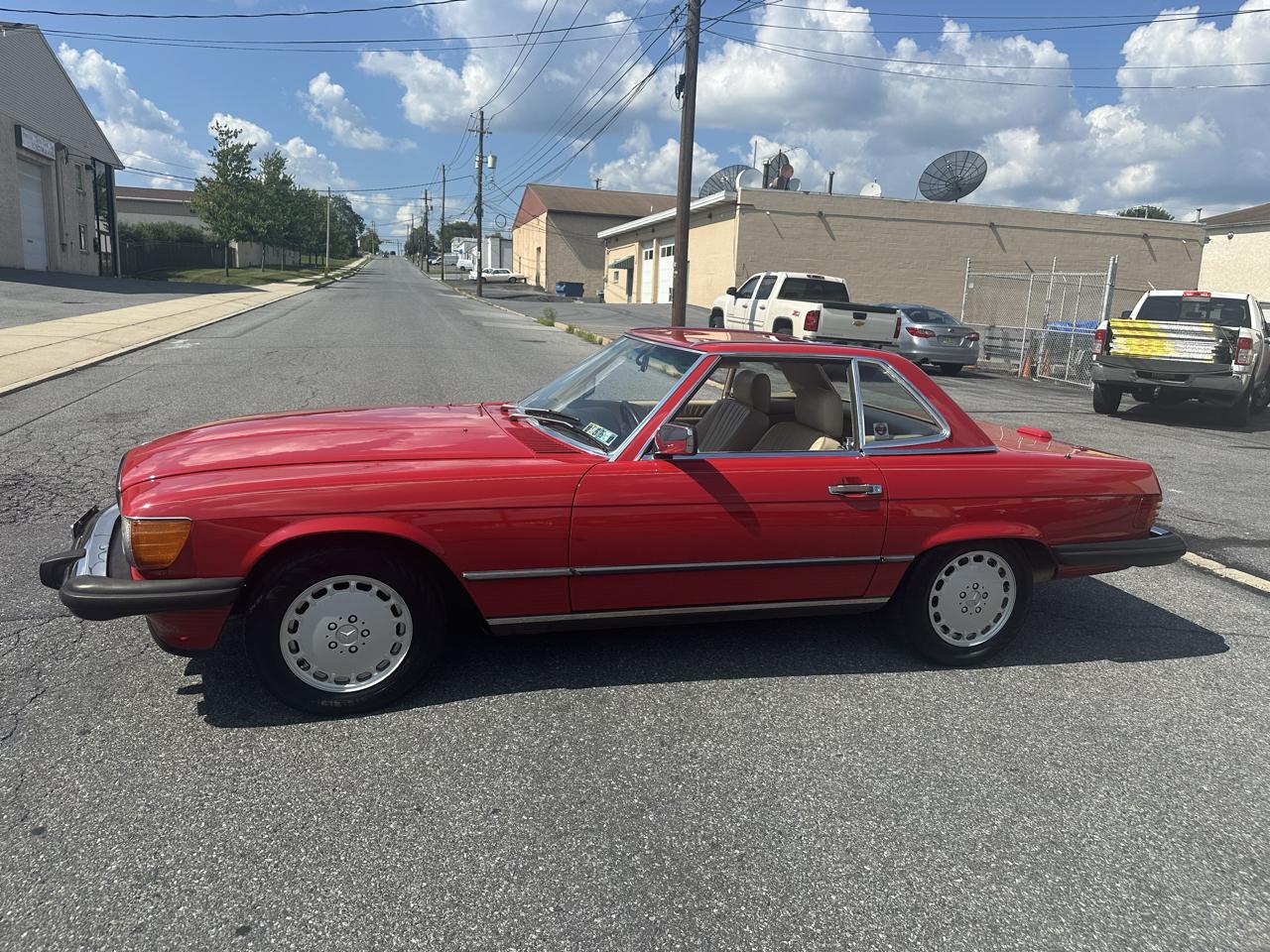 Mercedes-Benz 560 Series 2dr Roadster 560SL 1988