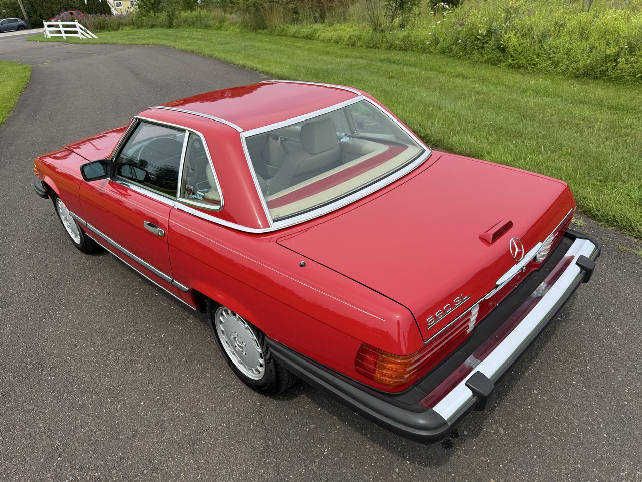 Mercedes-Benz 560 Series 2dr Roadster 560SL 1988