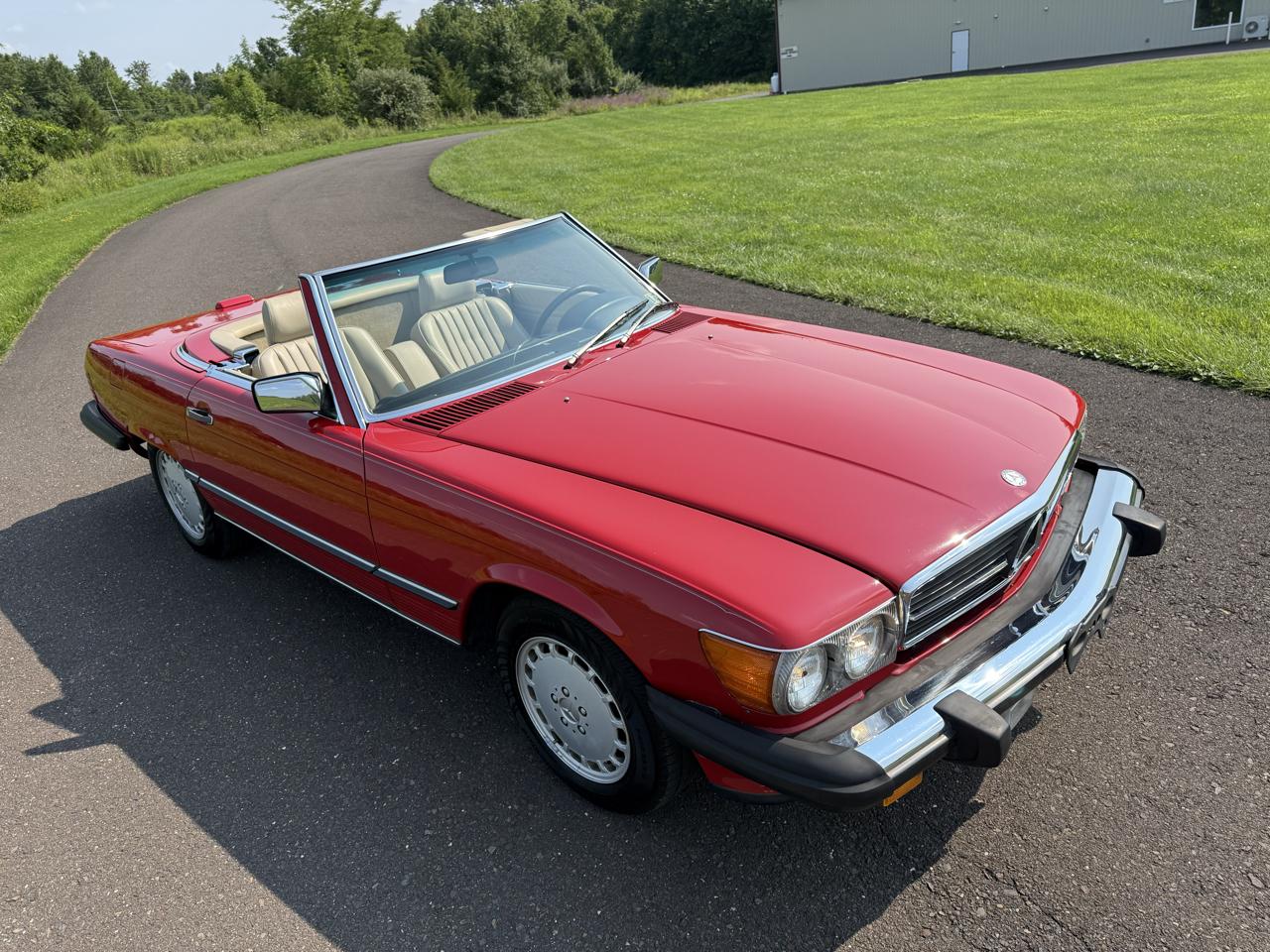 Mercedes-Benz 560 Series 2dr Roadster 560SL 1988