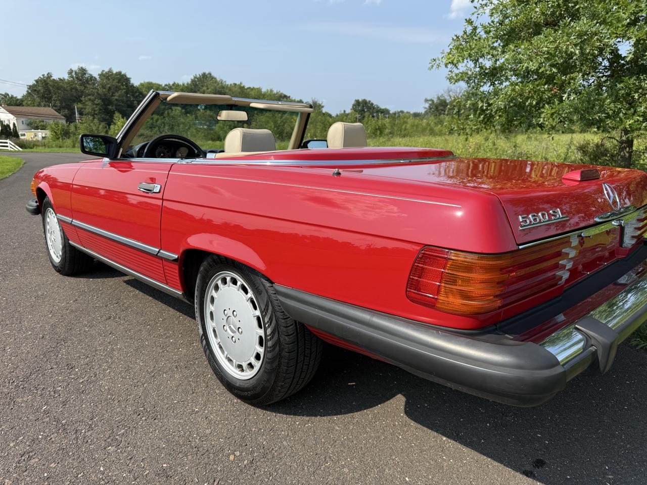 Mercedes-Benz 560 Series 2dr Roadster 560SL 1988