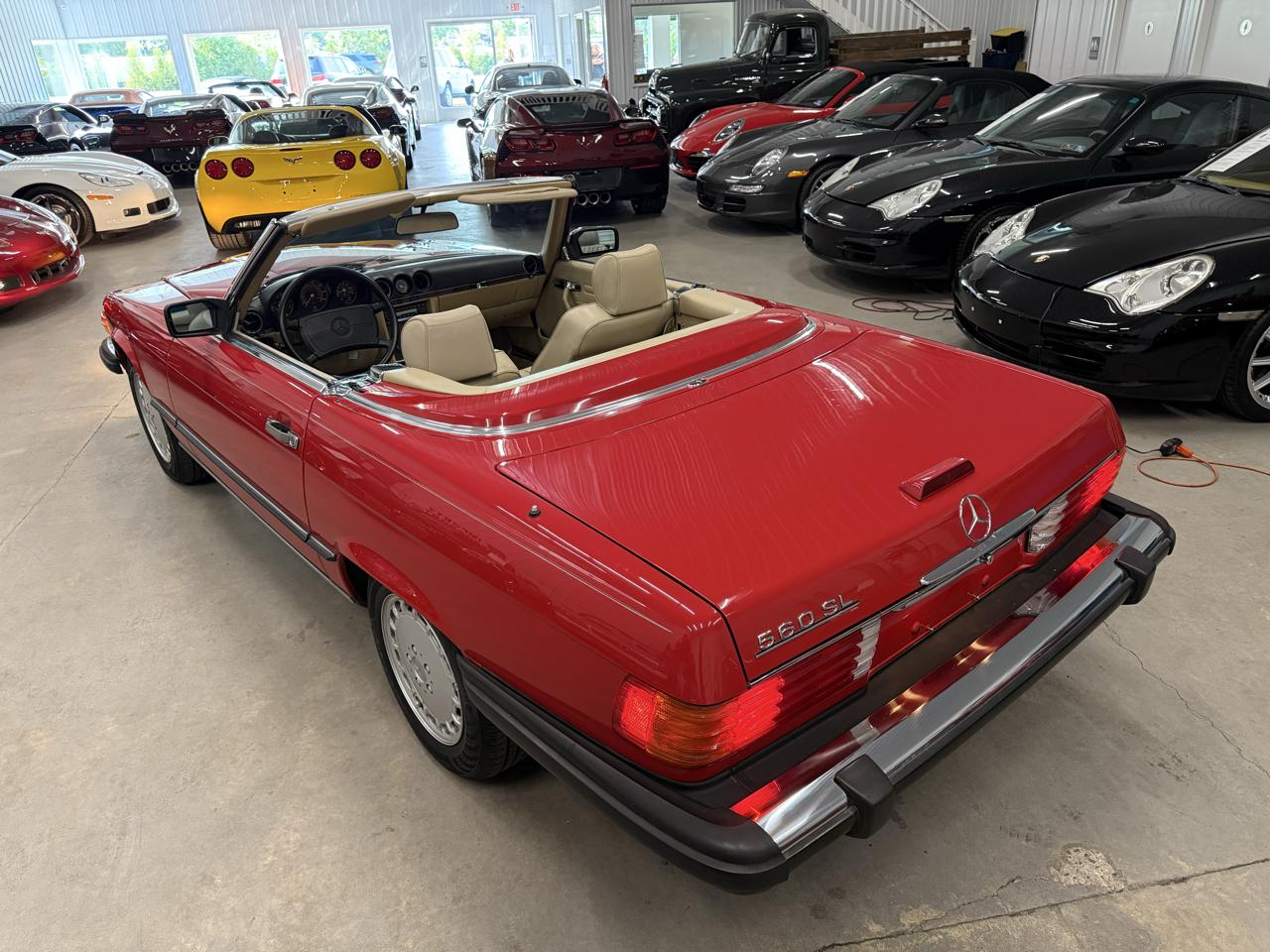 Mercedes-Benz 560 Series 2dr Roadster 560SL 1988