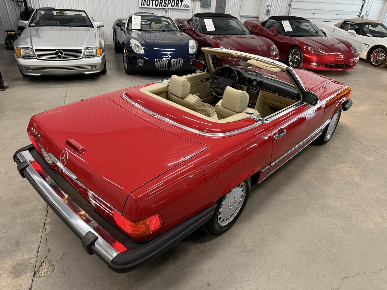 Mercedes-Benz 560 Series 2dr Roadster 560SL 1988