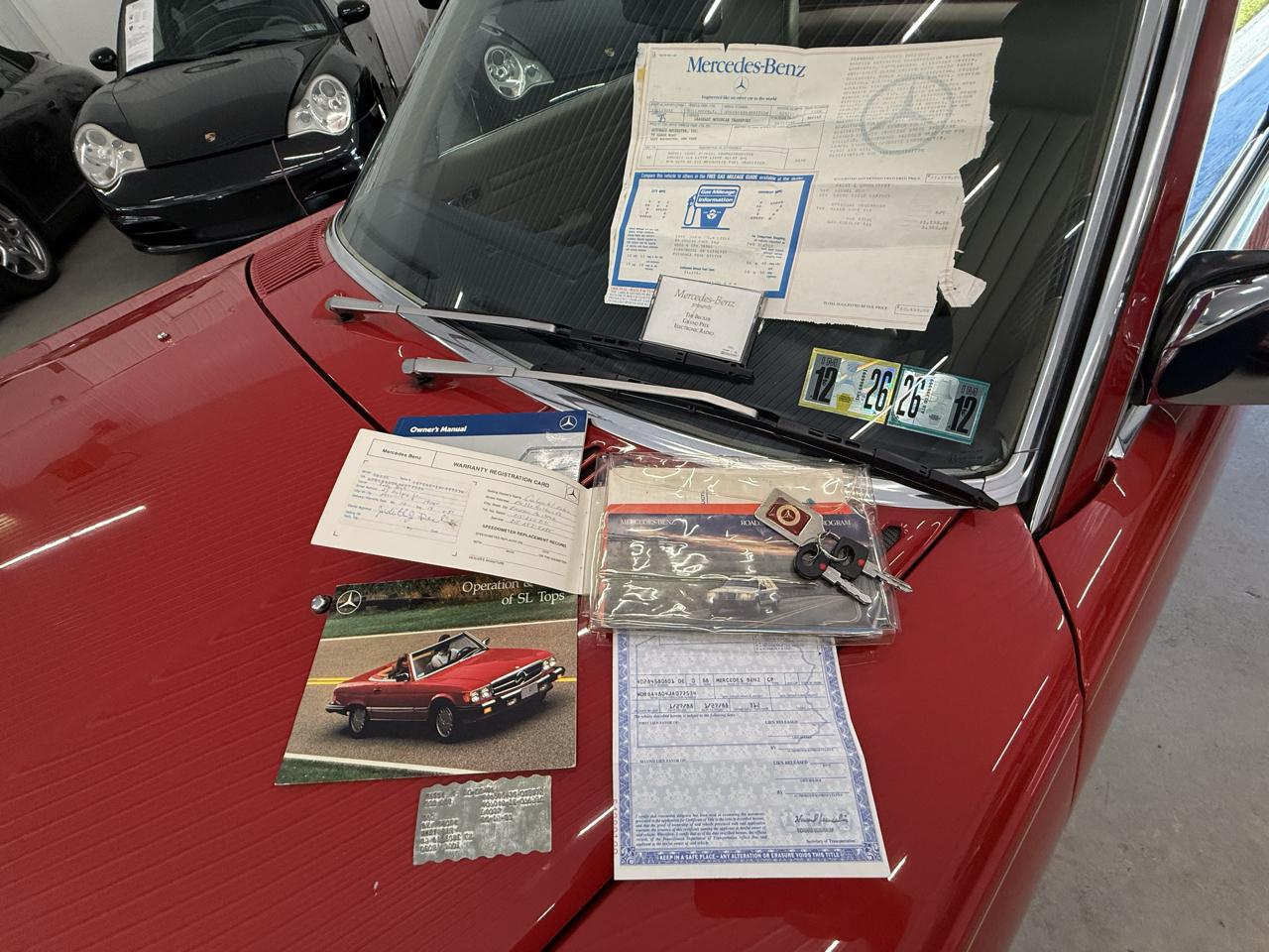 Mercedes-Benz 560 Series 2dr Roadster 560SL 1988