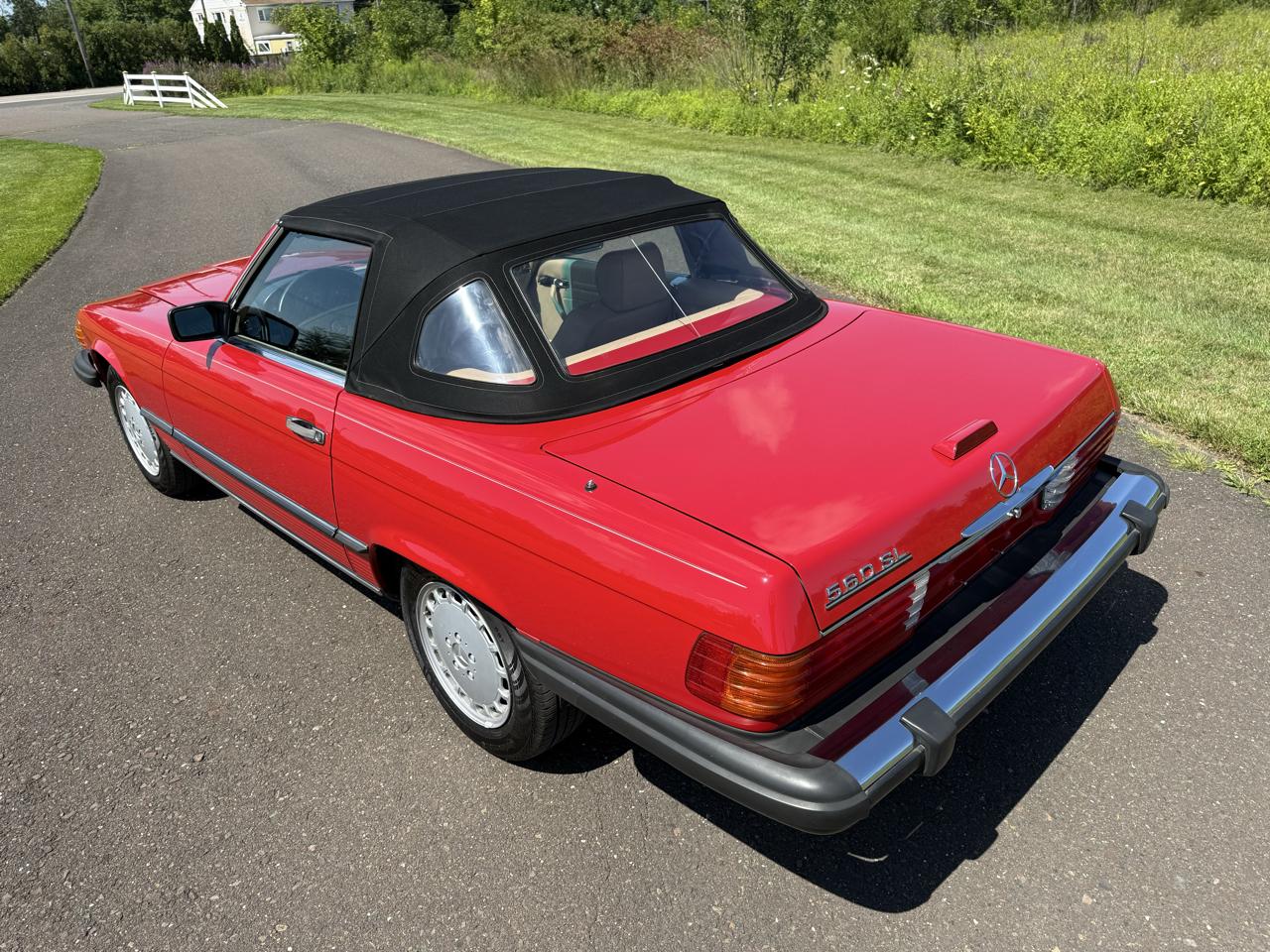 Mercedes-Benz 560 Series 2dr Roadster 560SL 1988