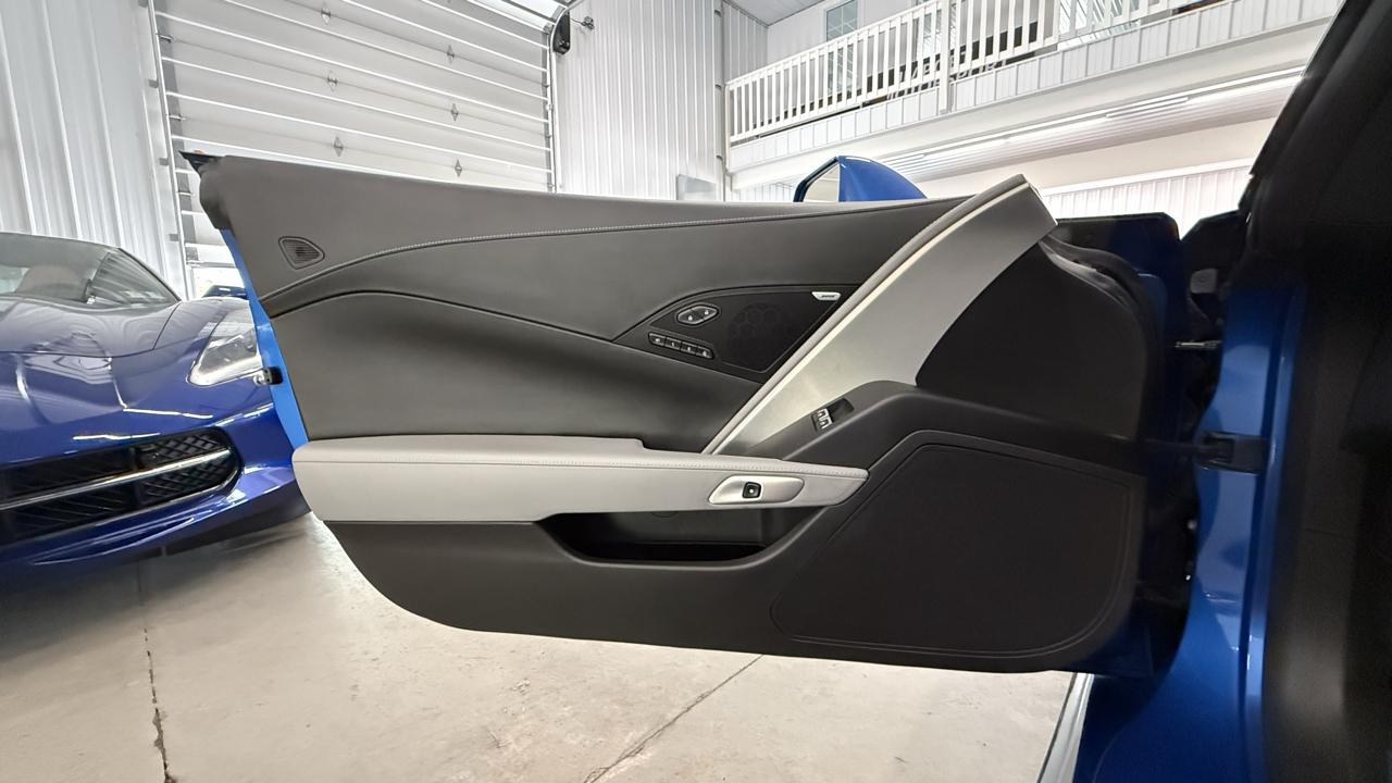 Chevrolet Corvette Stingray 2dr Cpe w/3LT 2014