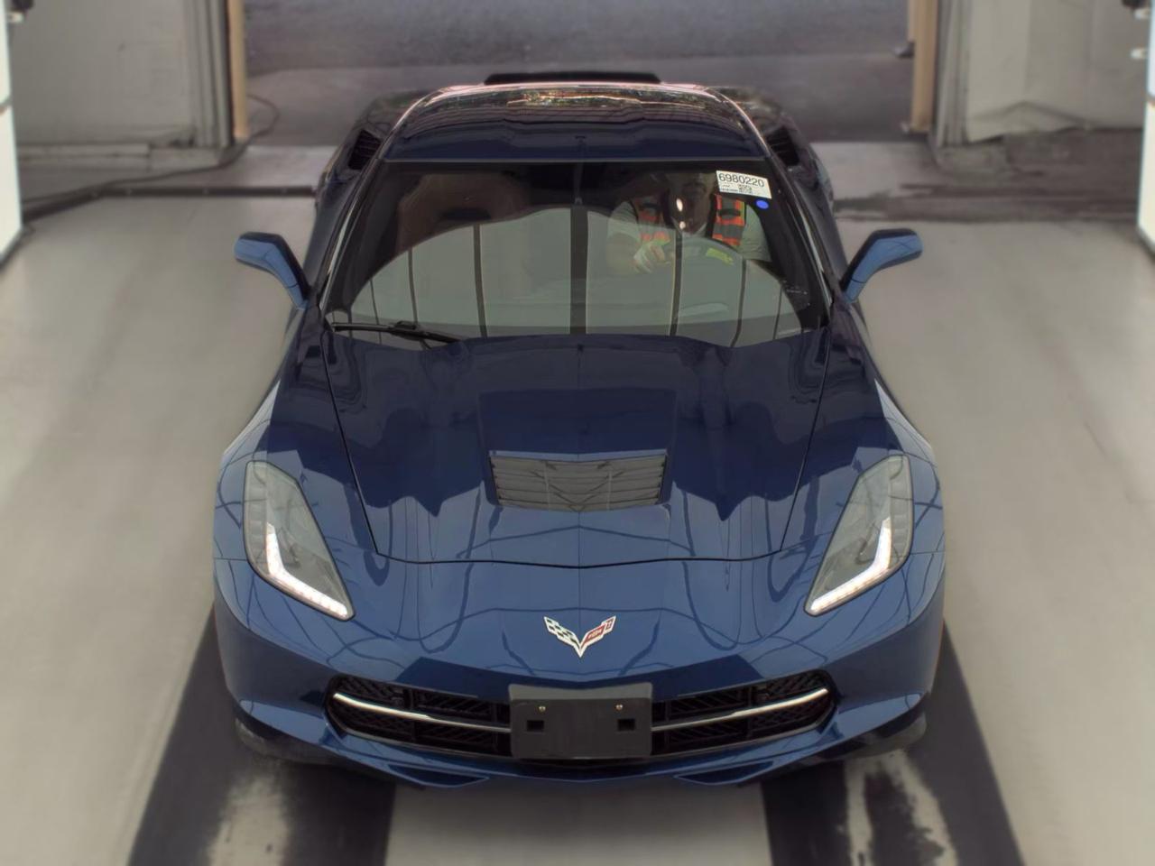 Chevrolet Corvette 2dr Stingray Cpe w/2LT 2017