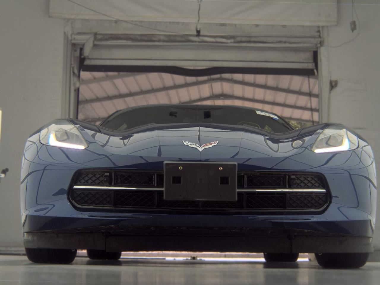 Chevrolet Corvette 2dr Stingray Cpe w/2LT 2017