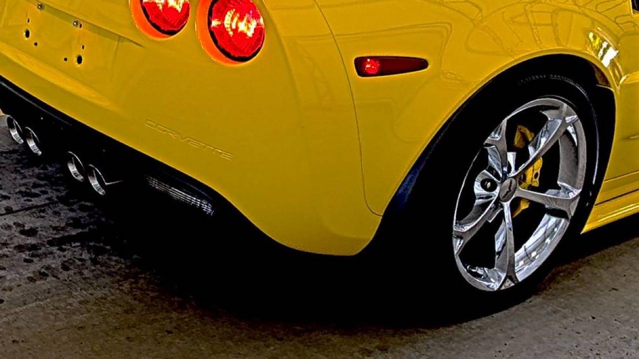 Chevrolet Corvette 2dr Cpe Z16 Grand Sport w/3LT 2012