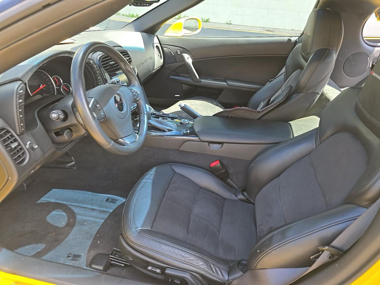 Chevrolet Corvette 2dr Cpe Z16 Grand Sport w/3LT 2012