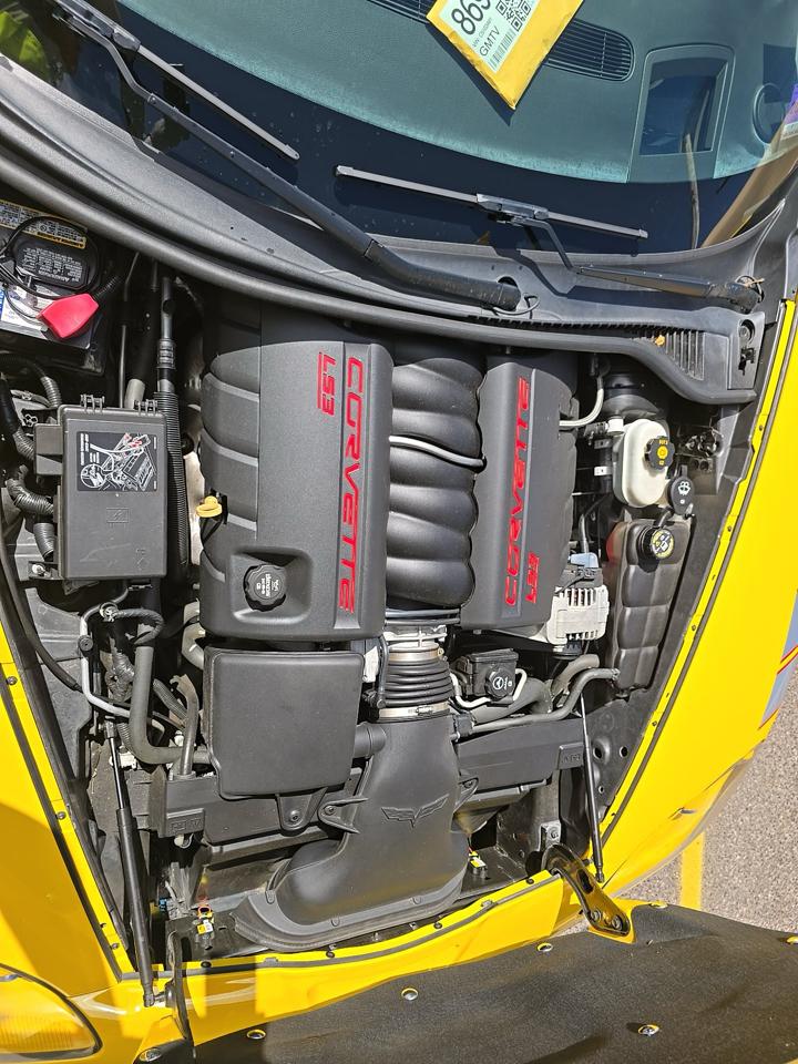Chevrolet Corvette 2dr Cpe Z16 Grand Sport w/3LT 2012