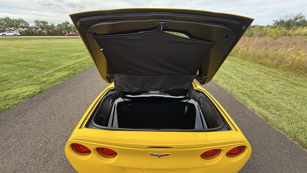 Chevrolet Corvette 2dr Cpe Z16 Grand Sport w/3LT 2012
