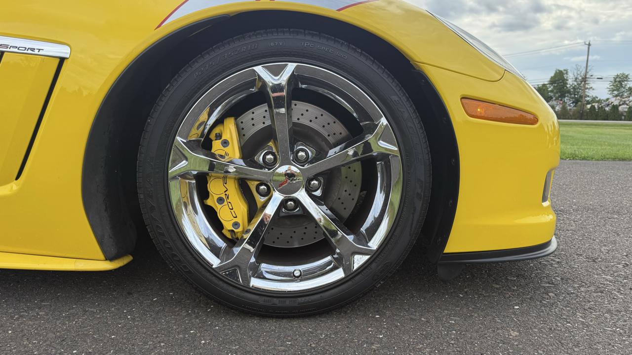 Chevrolet Corvette 2dr Cpe Z16 Grand Sport w/3LT 2012
