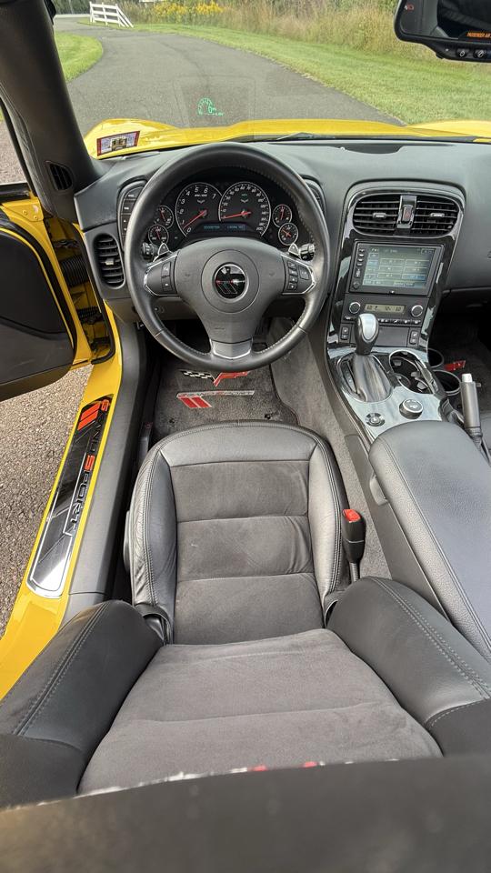 Chevrolet Corvette 2dr Cpe Z16 Grand Sport w/3LT 2012