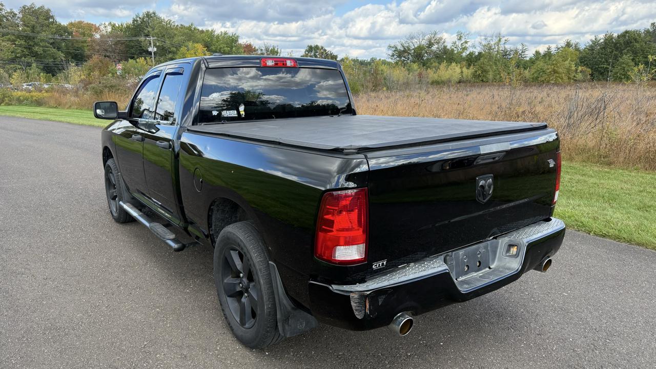 RAM 1500 4WD Quad Cab 140.5" Express 2014