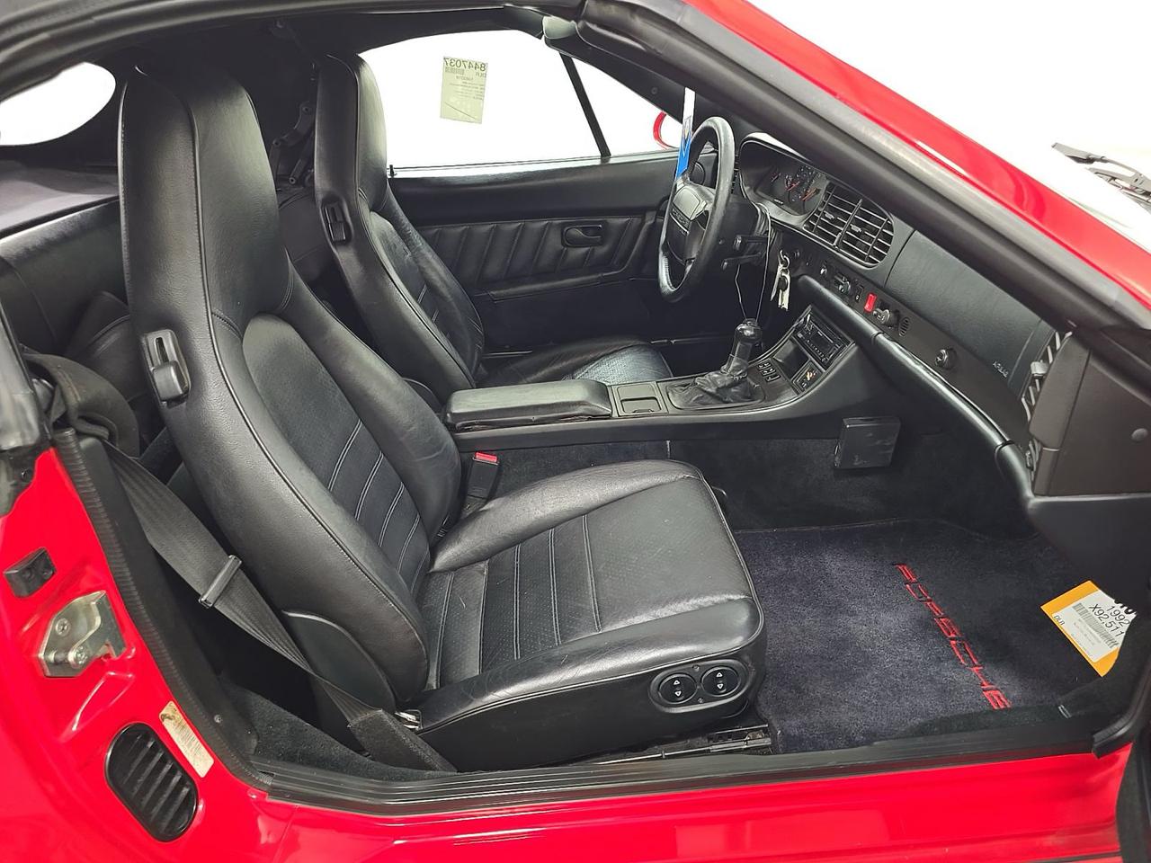 Porsche 968 2dr Cabriolet 6-Spd 1992