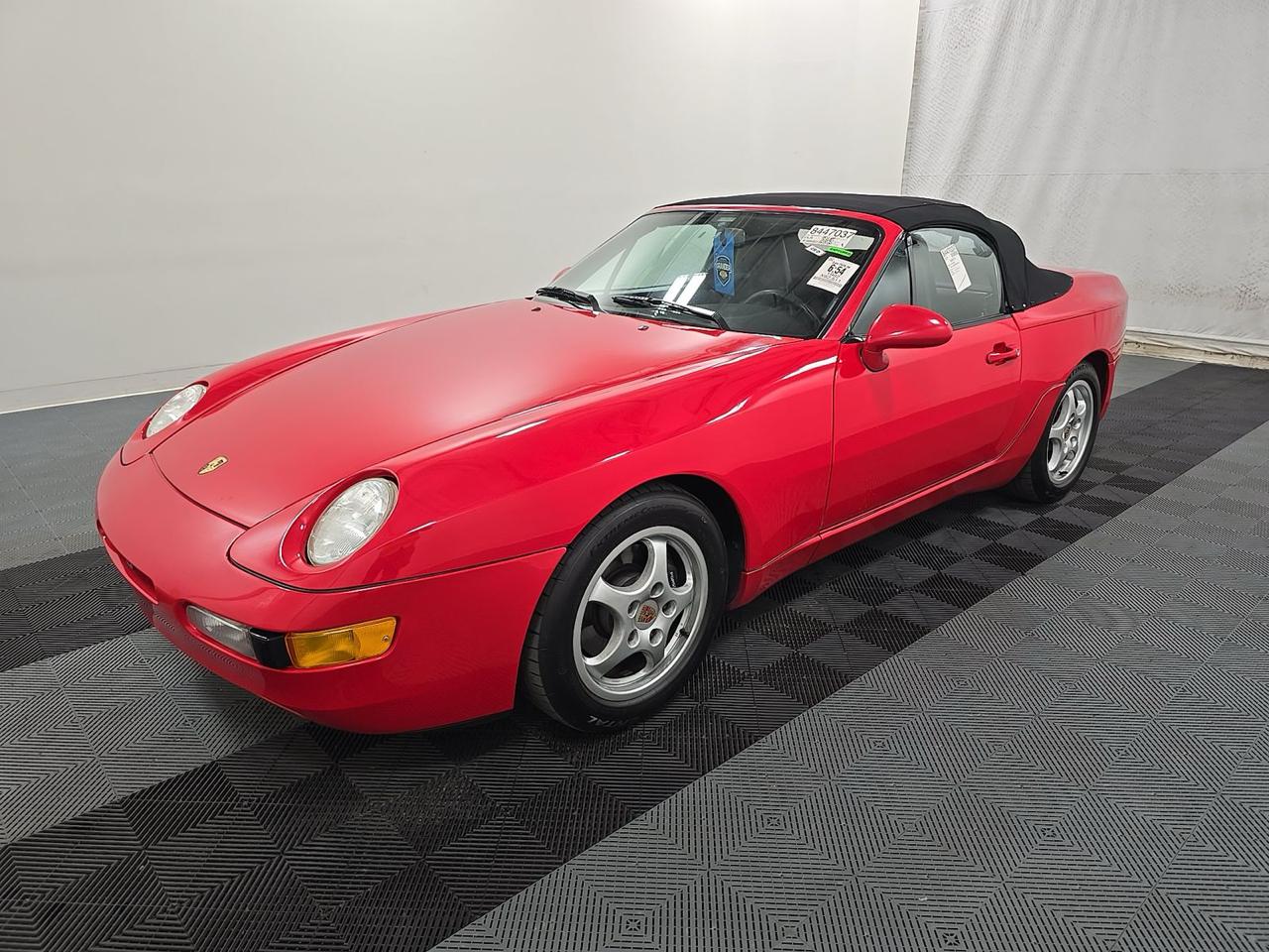 Porsche 968 2dr Cabriolet 6-Spd 1992