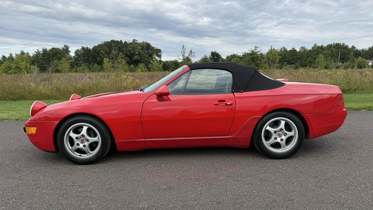 Porsche 968 2dr Cabriolet 6-Spd 1992