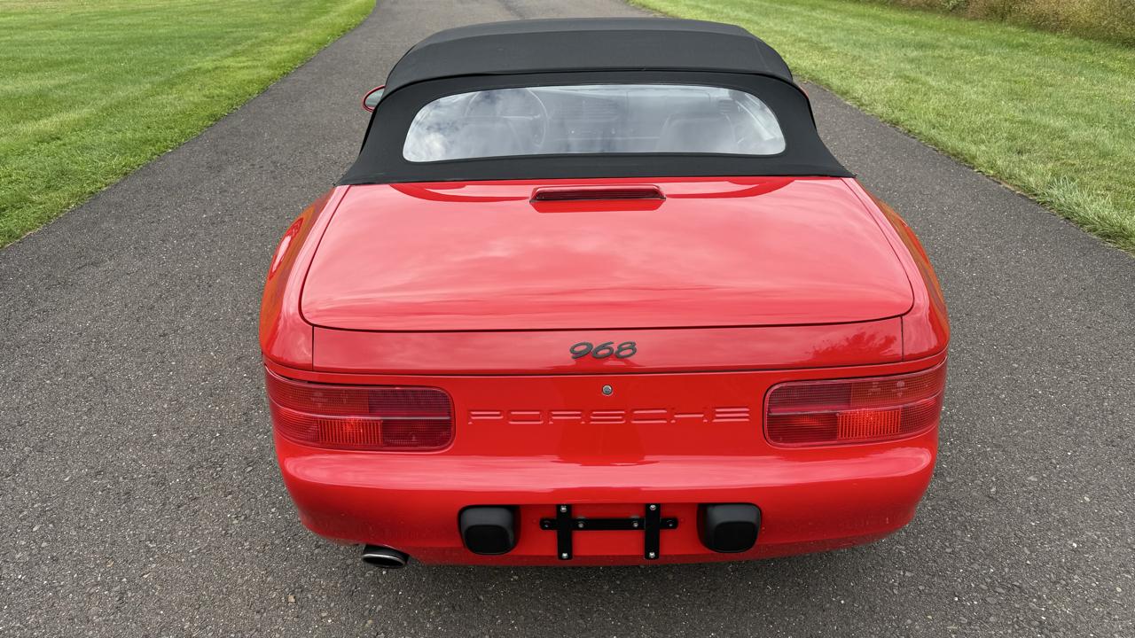 Porsche 968 2dr Cabriolet 6-Spd 1992