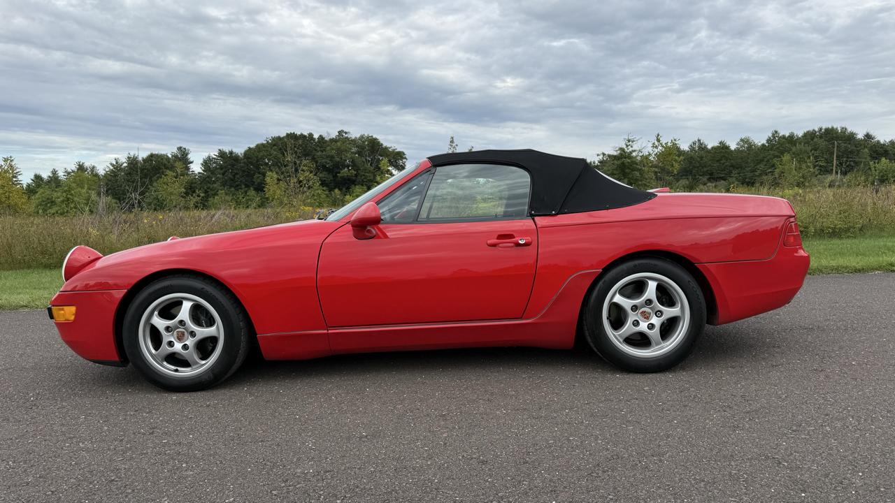 Porsche 968 2dr Cabriolet 6-Spd 1992