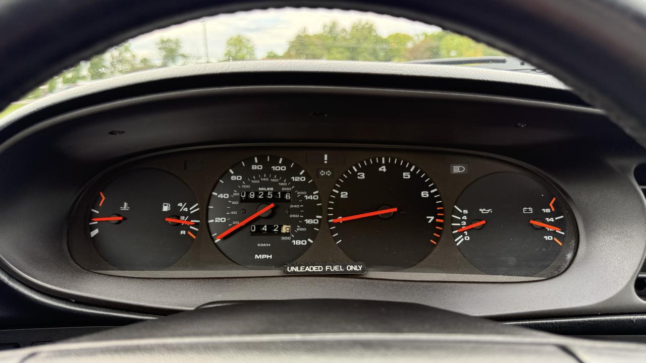 Porsche 968 2dr Cabriolet 6-Spd 1992