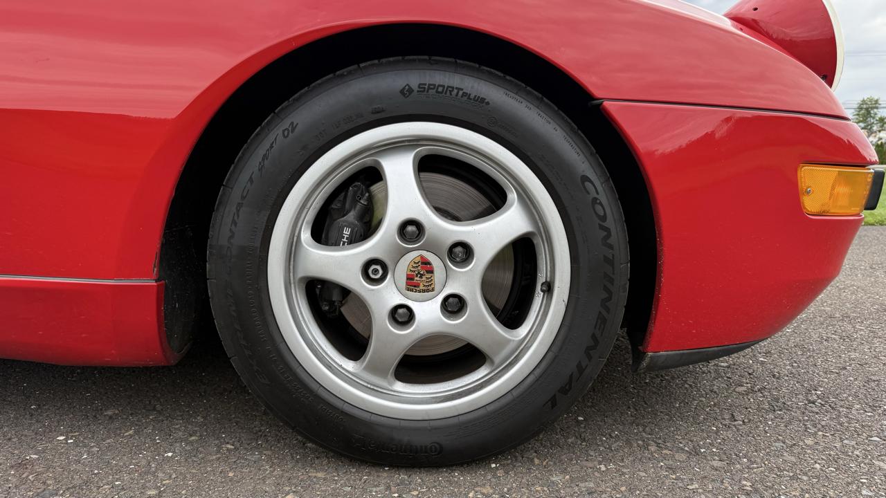 Porsche 968 2dr Cabriolet 6-Spd 1992