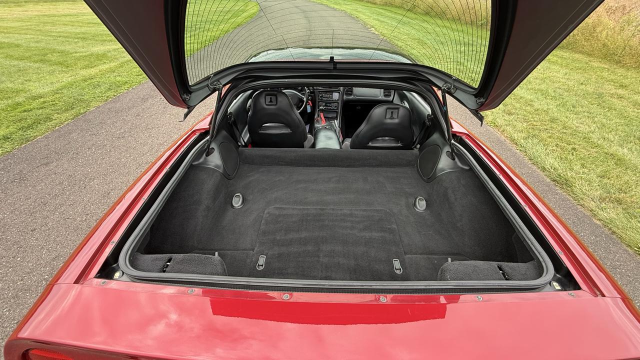 Chevrolet Corvette 2dr Cpe 2002