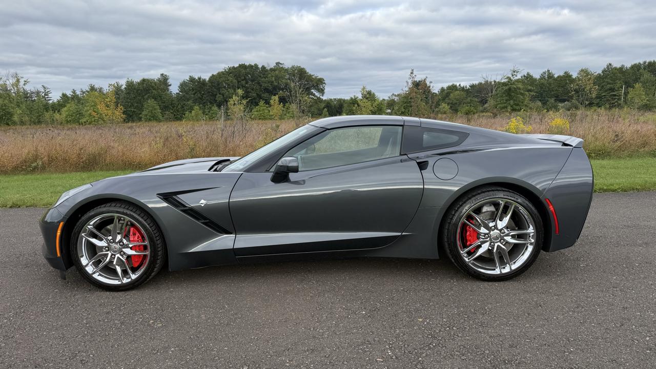 Chevrolet Corvette Stingray 2dr Z51 Cpe w/2LT 2014
