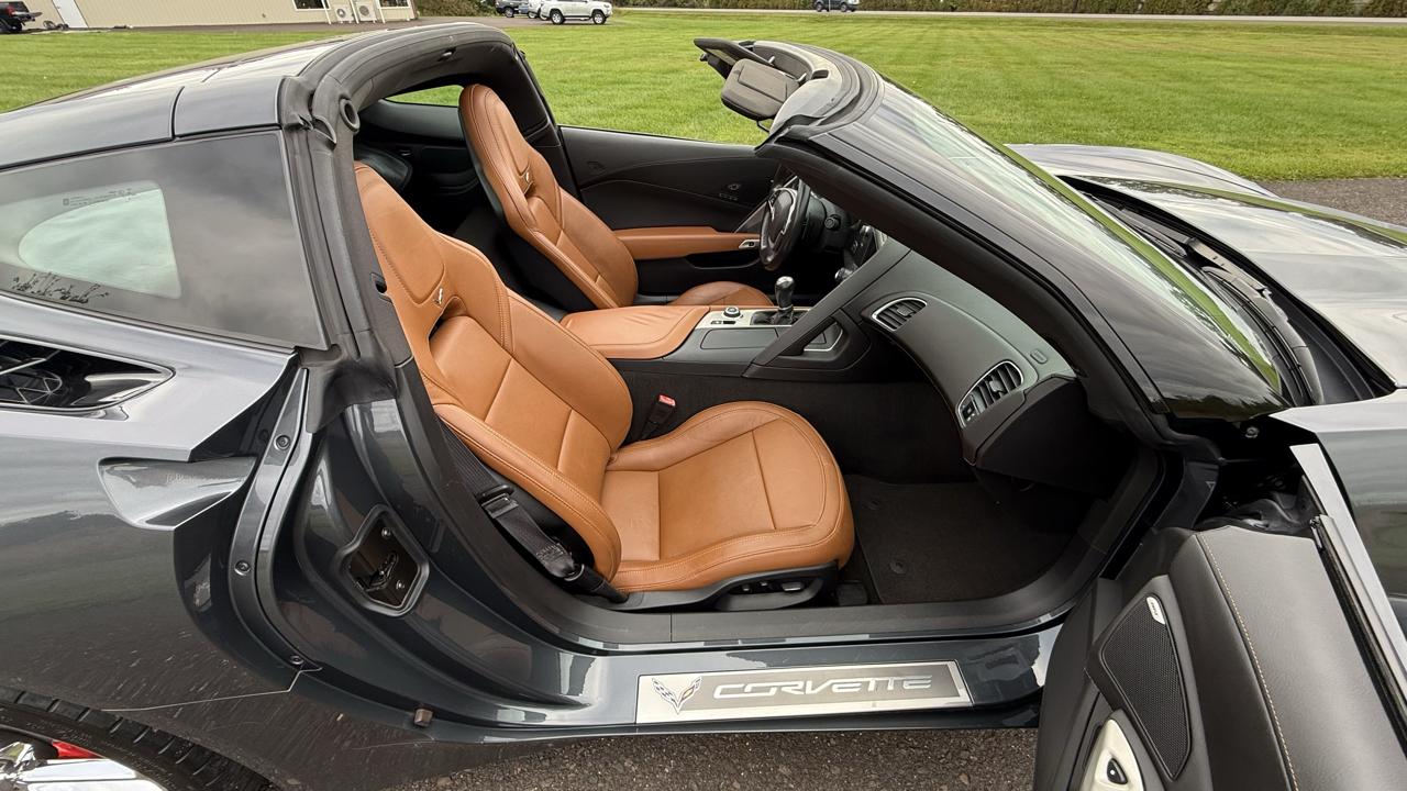 Chevrolet Corvette Stingray 2dr Z51 Cpe w/2LT 2014