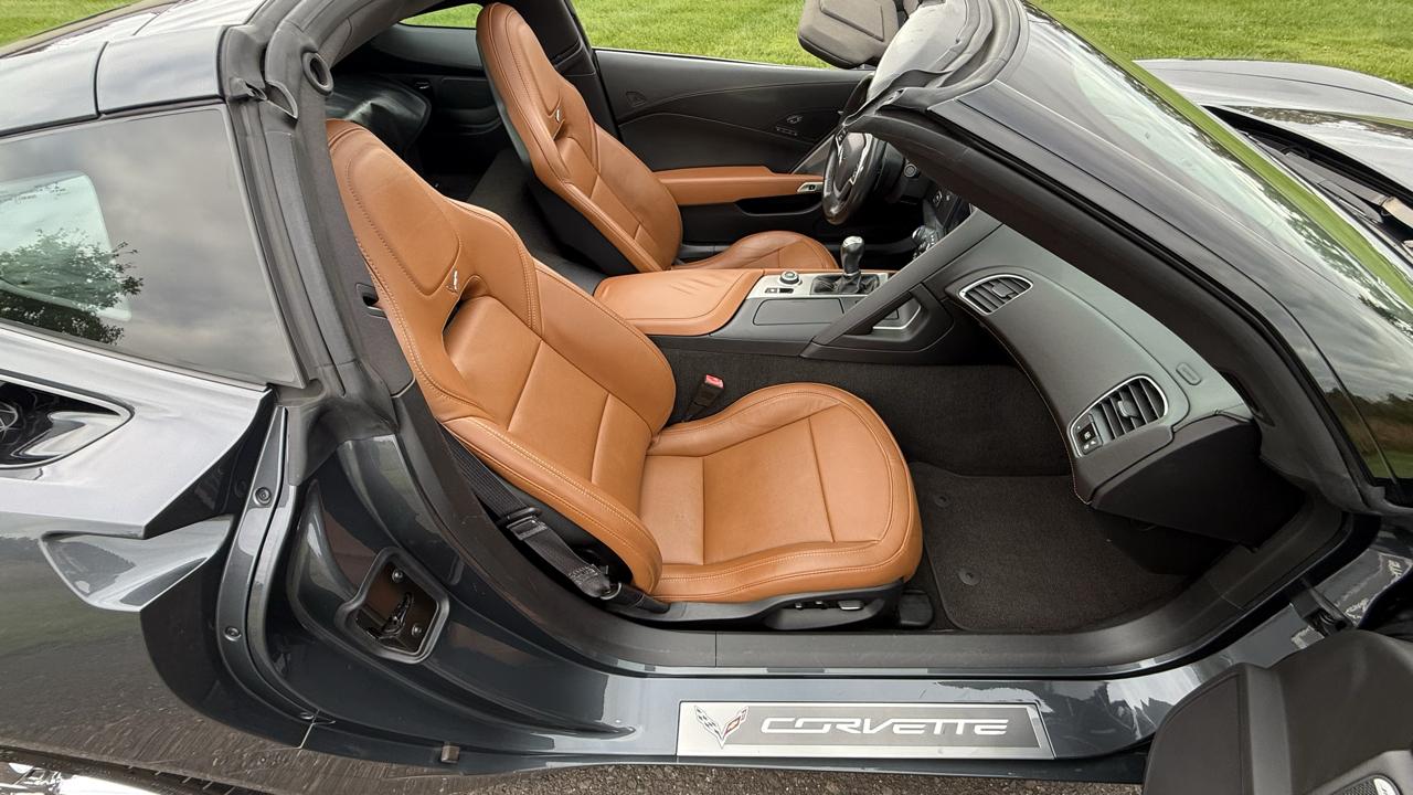 Chevrolet Corvette Stingray 2dr Z51 Cpe w/2LT 2014