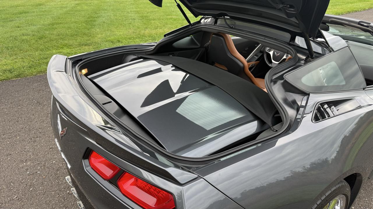 Chevrolet Corvette Stingray 2dr Z51 Cpe w/2LT 2014