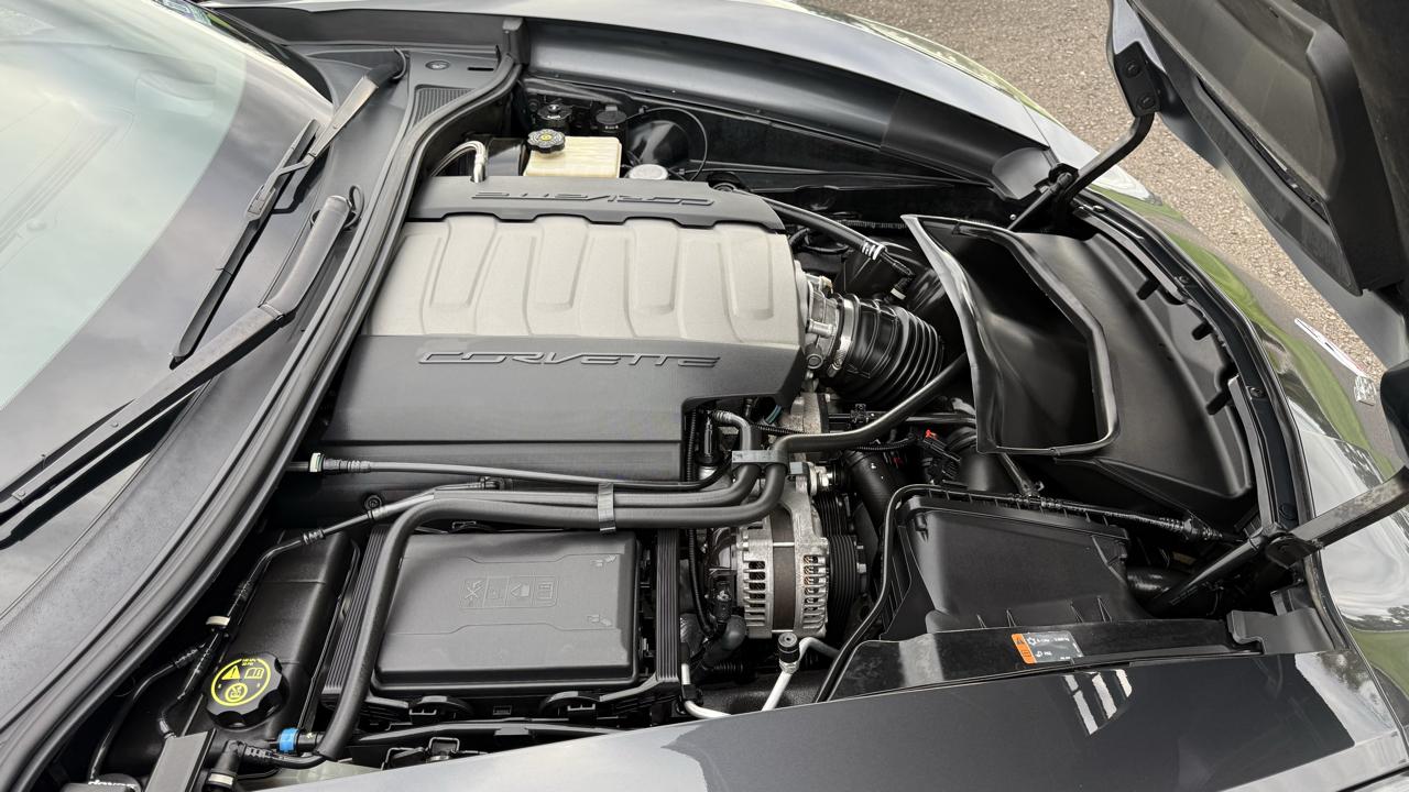 Chevrolet Corvette Stingray 2dr Z51 Cpe w/2LT 2014