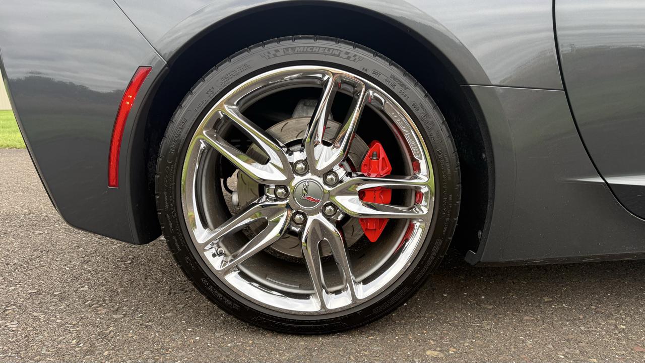 Chevrolet Corvette Stingray 2dr Z51 Cpe w/2LT 2014