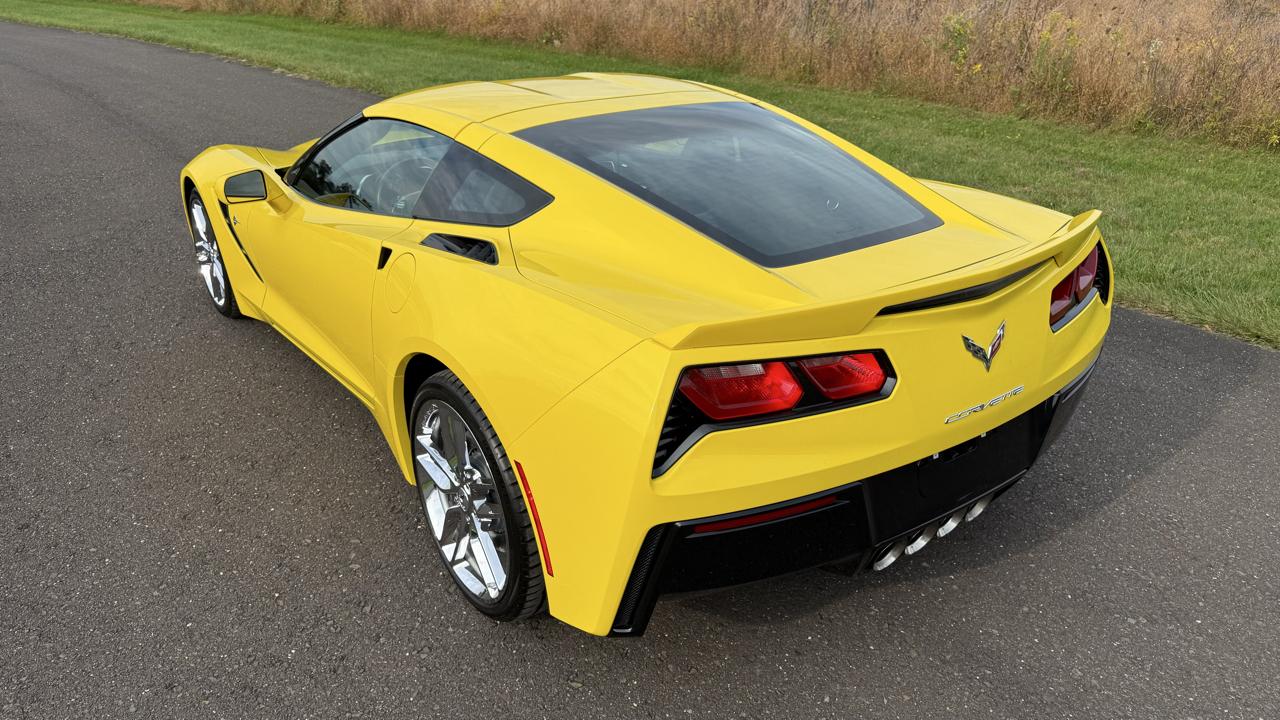 Chevrolet Corvette 2dr Stingray Cpe w/1LT 2016