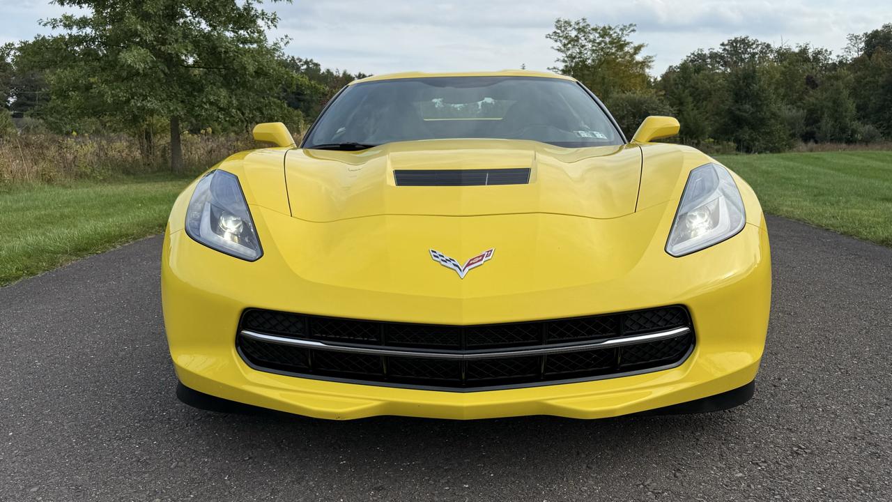 Chevrolet Corvette 2dr Stingray Cpe w/1LT 2016