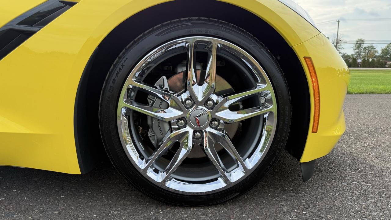 Chevrolet Corvette 2dr Stingray Cpe w/1LT 2016