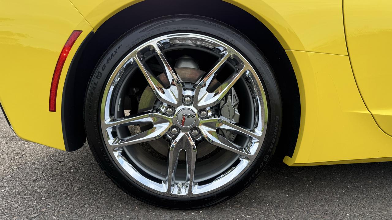 Chevrolet Corvette 2dr Stingray Cpe w/1LT 2016