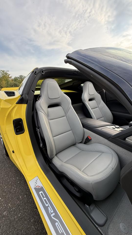 Chevrolet Corvette 2dr Stingray Cpe w/1LT 2016