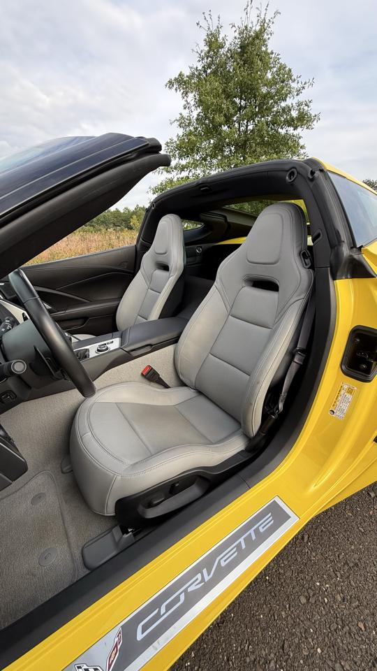 Chevrolet Corvette 2dr Stingray Cpe w/1LT 2016