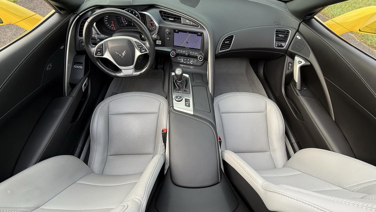 Chevrolet Corvette 2dr Stingray Cpe w/1LT 2016