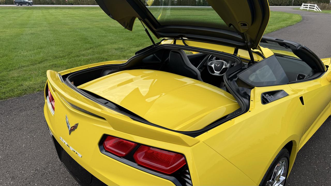 Chevrolet Corvette 2dr Stingray Cpe w/1LT 2016