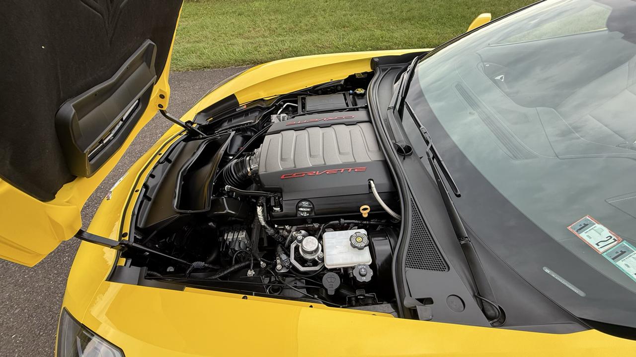 Chevrolet Corvette 2dr Stingray Cpe w/1LT 2016