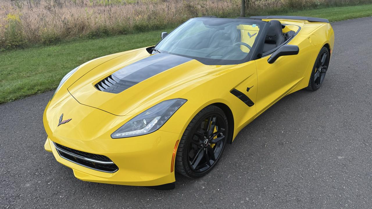 Chevrolet Corvette 2dr Stingray Z51 Conv w/2LT 2015