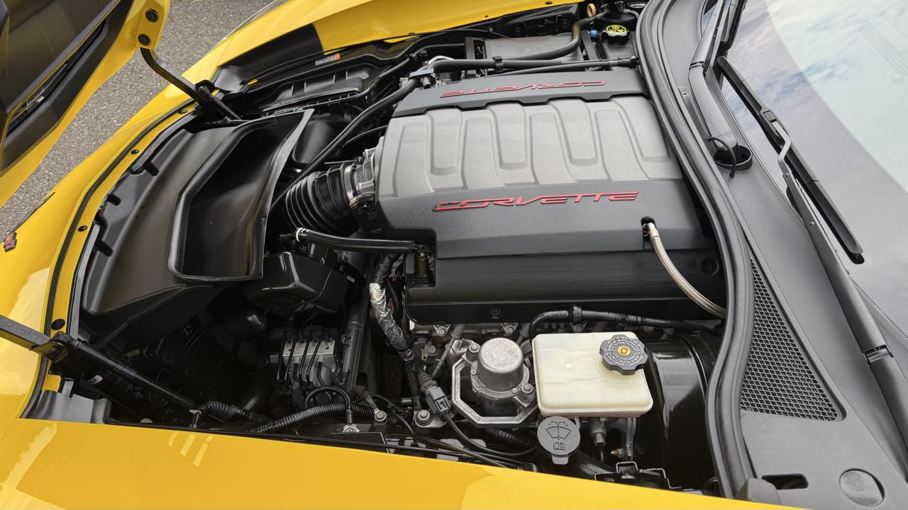 Chevrolet Corvette 2dr Stingray Z51 Conv w/2LT 2015